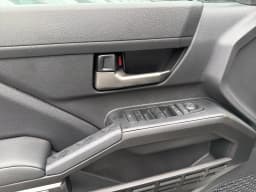 Toyota Tacoma 4WD TRD Off Road Double Cab 5' Bed AT (Natl) 2026 — side view