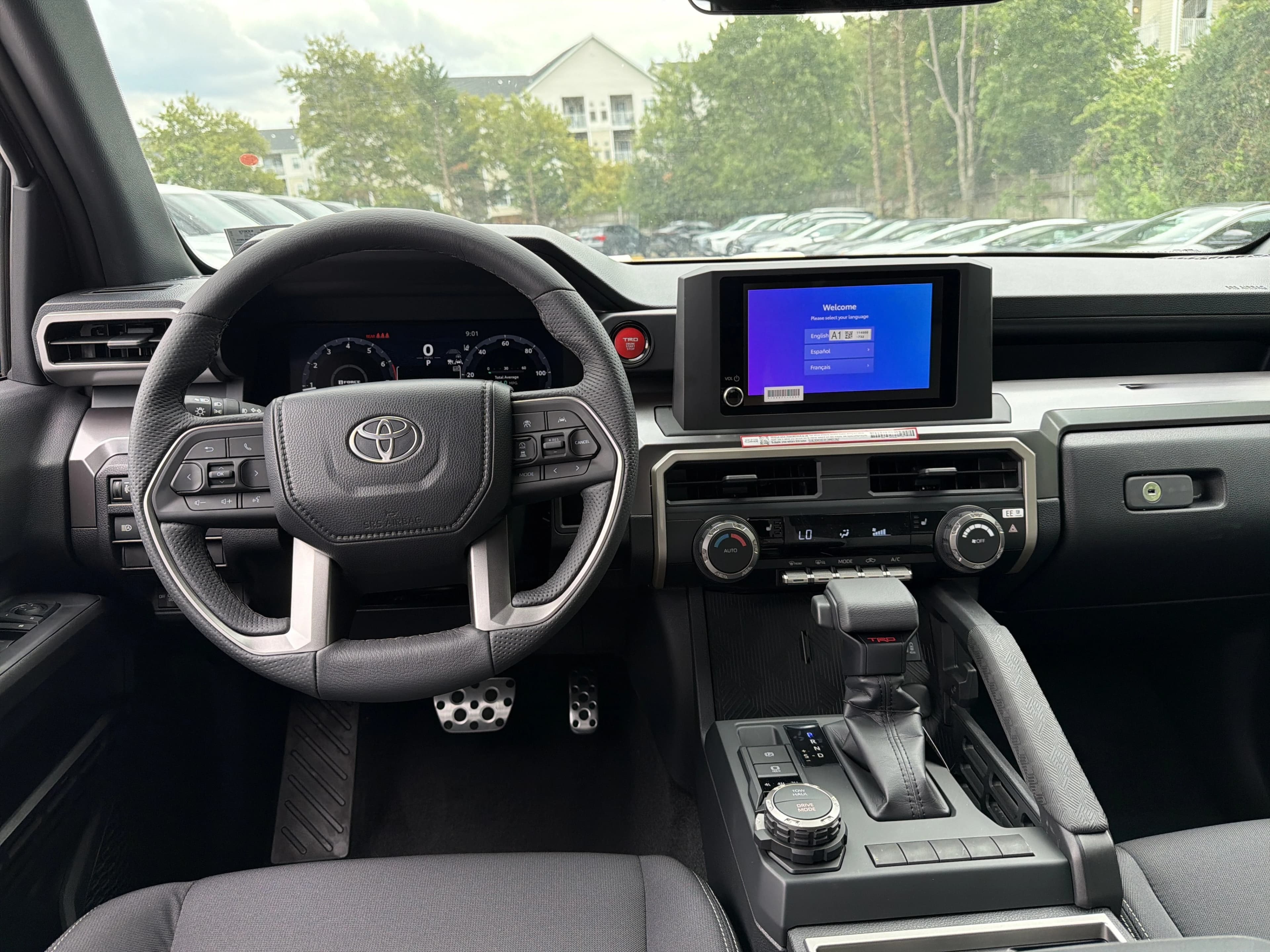 Toyota Tacoma 4WD TRD Off Road Double Cab 5' Bed AT (Natl) 2026 — side view