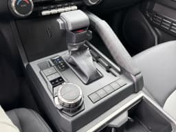 Toyota Tacoma 4WD TRD Off Road Double Cab 5' Bed AT (Natl) 2026 — side view