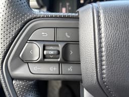 Toyota Tacoma 4WD SR5 Double Cab 5' Bed AT (Natl) 2026 — side view