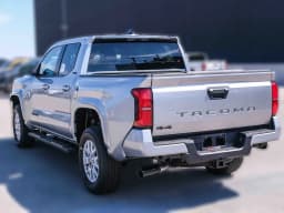 Toyota Tacoma 4WD SR5 Double Cab 5' Bed AT (Natl) 2026 — side view