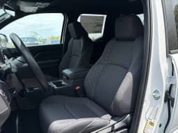 Toyota Tacoma 4WD SR5 Double Cab 6' Bed AT (Natl) 2026 — side view