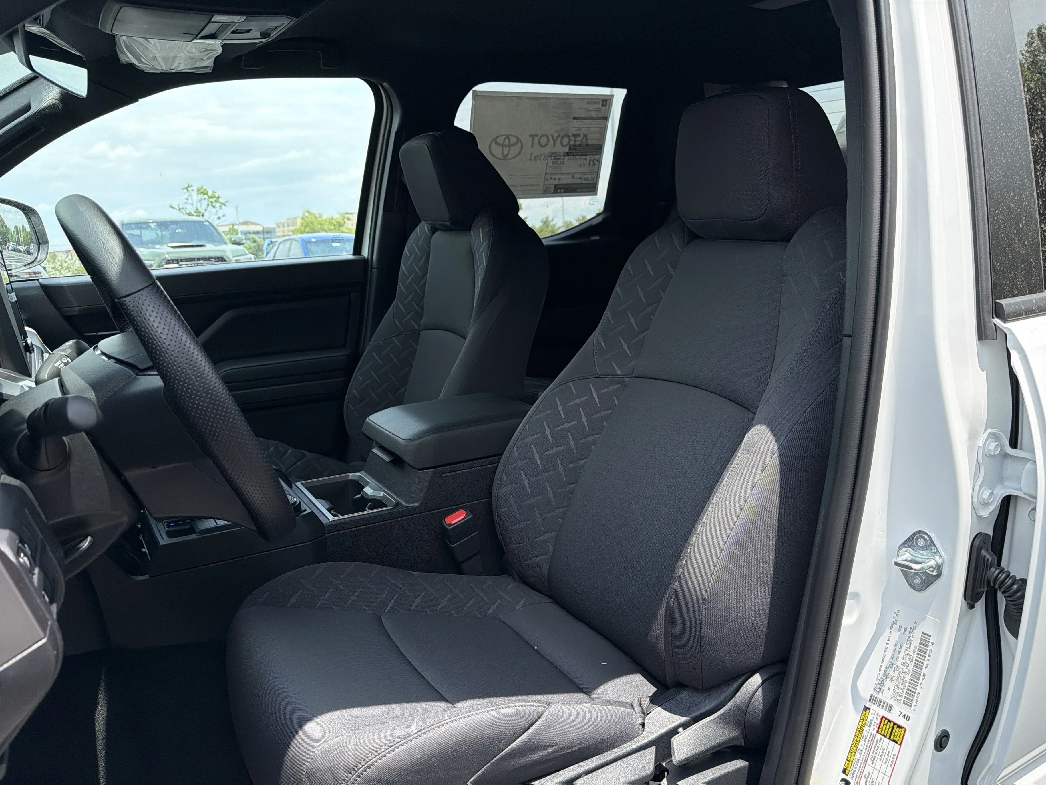 Toyota Tacoma 4WD SR5 Double Cab 6' Bed AT (Natl) 2026 — side view