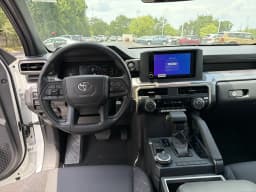 Toyota Tacoma 4WD SR5 Double Cab 6' Bed AT (Natl) 2026 — side view
