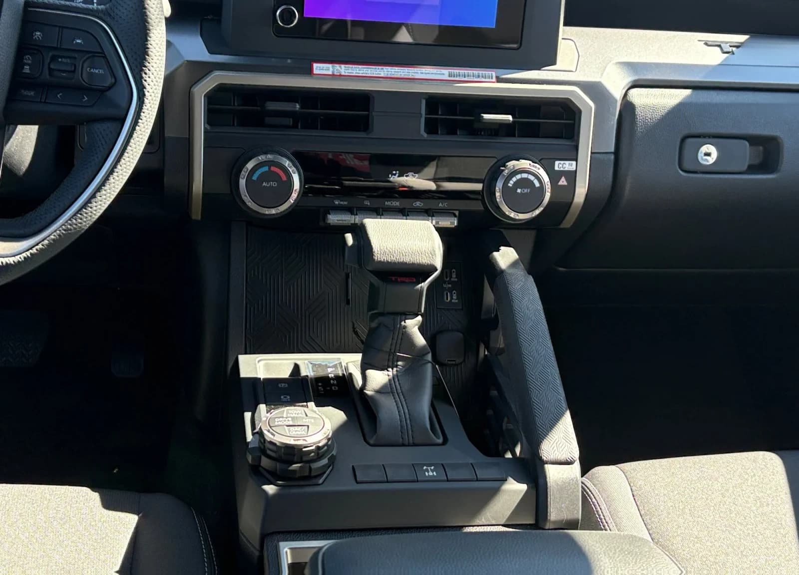 Toyota Tacoma 4WD TRD Off Road Double Cab 5' Bed AT (Natl) 2026 — side view