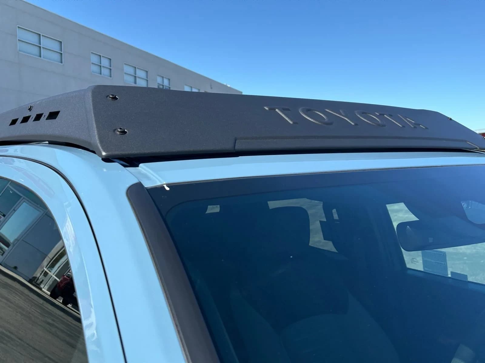 Toyota Tacoma 4WD TRD Off Road Double Cab 5' Bed AT (Natl) 2026 — side view