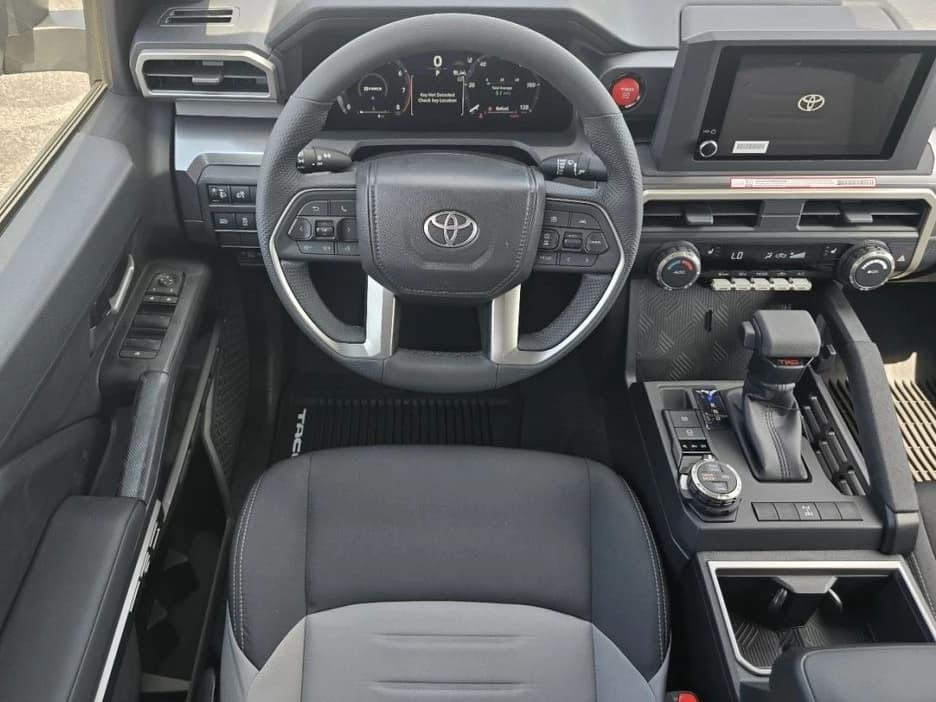 Toyota Tacoma 4WD TRD Off Road Double Cab 5' Bed AT (Natl) 2026 — side view