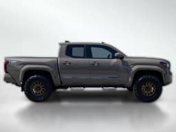 Toyota Tacoma 4WD TRD Sport Double Cab 5' Bed AT (Natl) 2026 — side view
