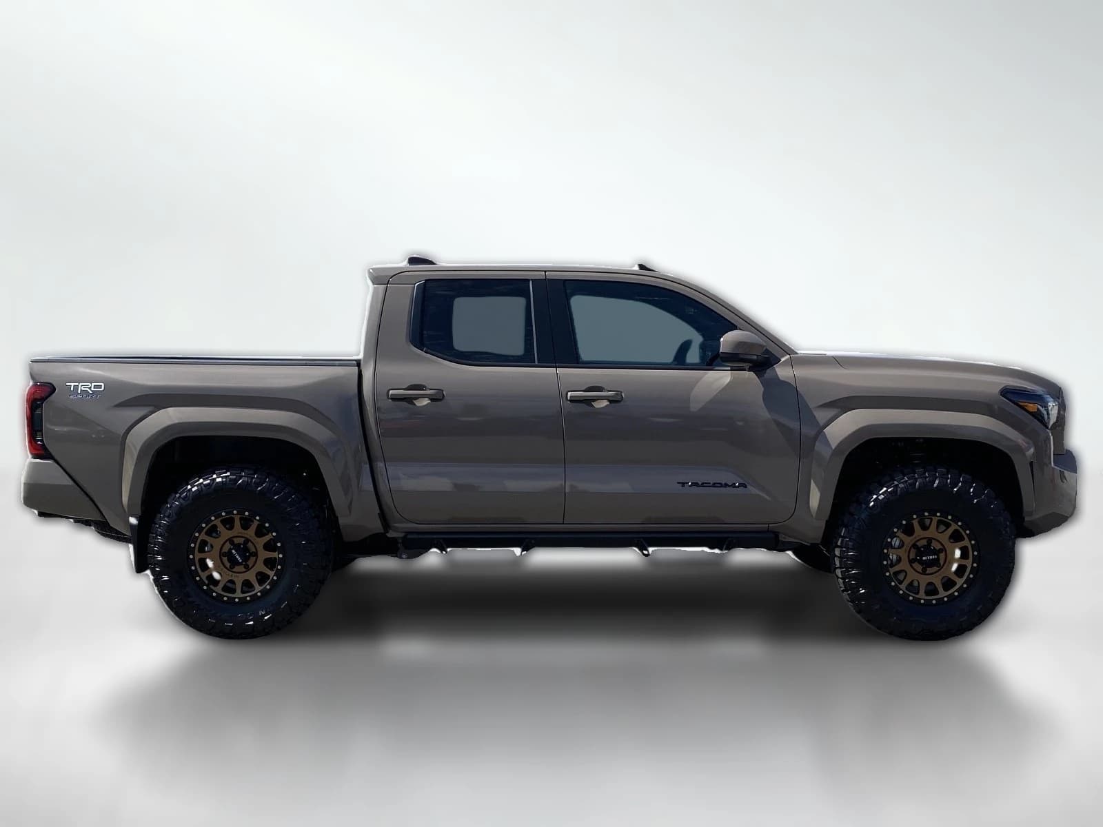 Toyota Tacoma 4WD TRD Sport Double Cab 5' Bed AT (Natl) 2026 — side view