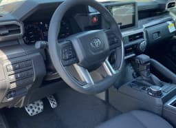 Toyota Tacoma 4WD TRD Sport Double Cab 5' Bed AT (Natl) 2026 — side view
