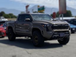Toyota Tacoma 4WD TRD Sport Double Cab 5' Bed AT (Natl) 2026 — side view