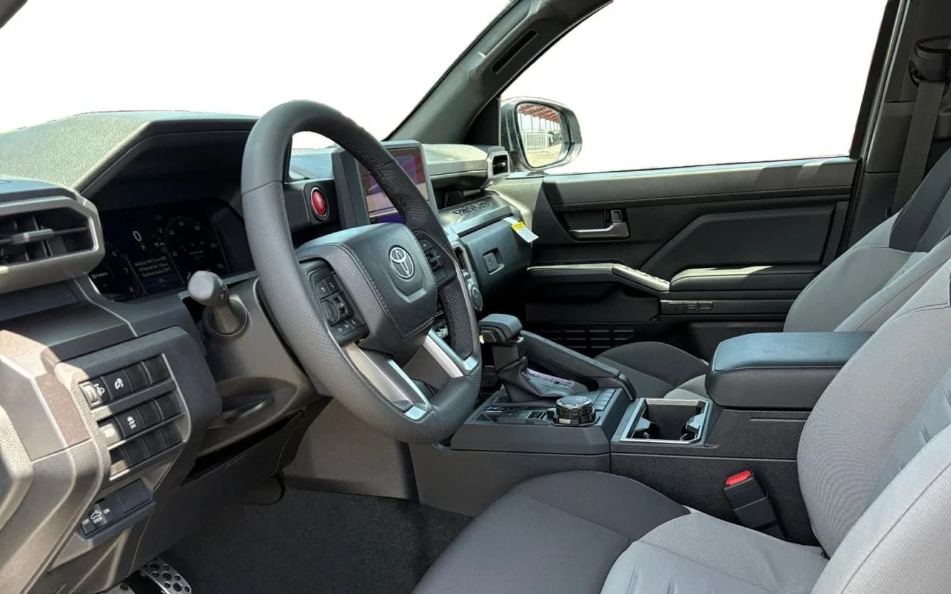 Toyota Tacoma 4WD TRD Sport Double Cab 5' Bed AT (Natl) 2026 — side view