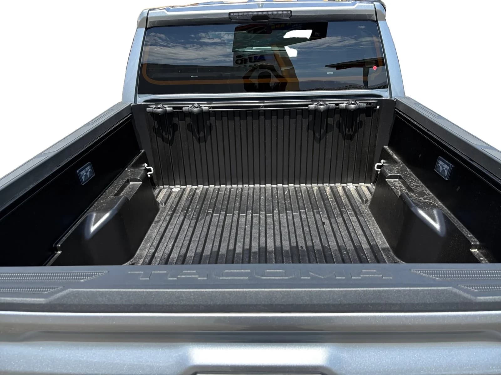 Toyota Tacoma 4WD TRD Sport Double Cab 5' Bed AT (Natl) 2026 — side view