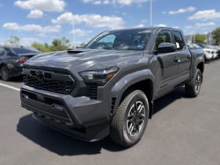 Toyota Tacoma 4WD TRD Sport Double Cab 5' Bed AT (Natl)