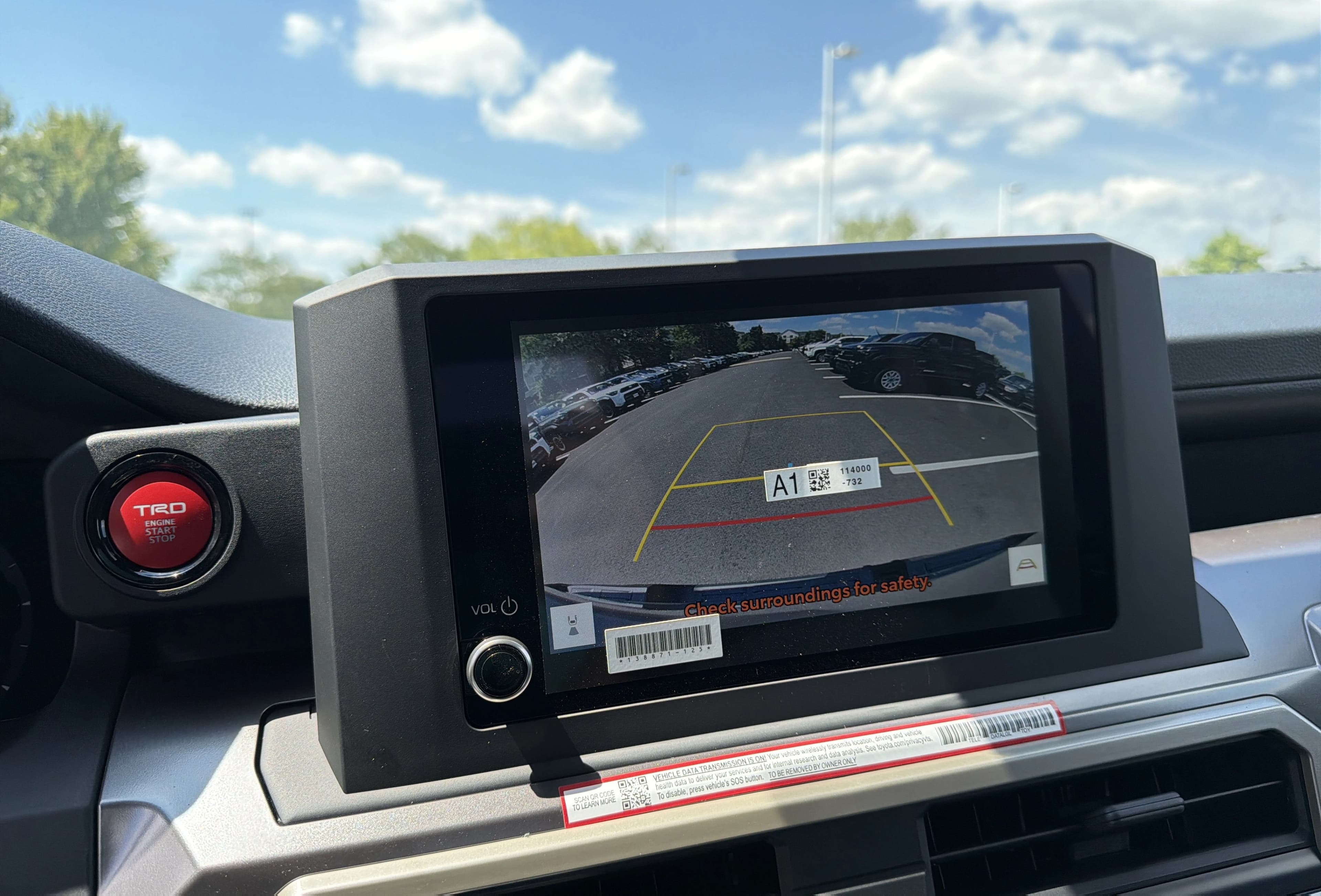 Toyota Tacoma 4WD TRD Sport Double Cab 5' Bed AT (Natl) 2026 — side view