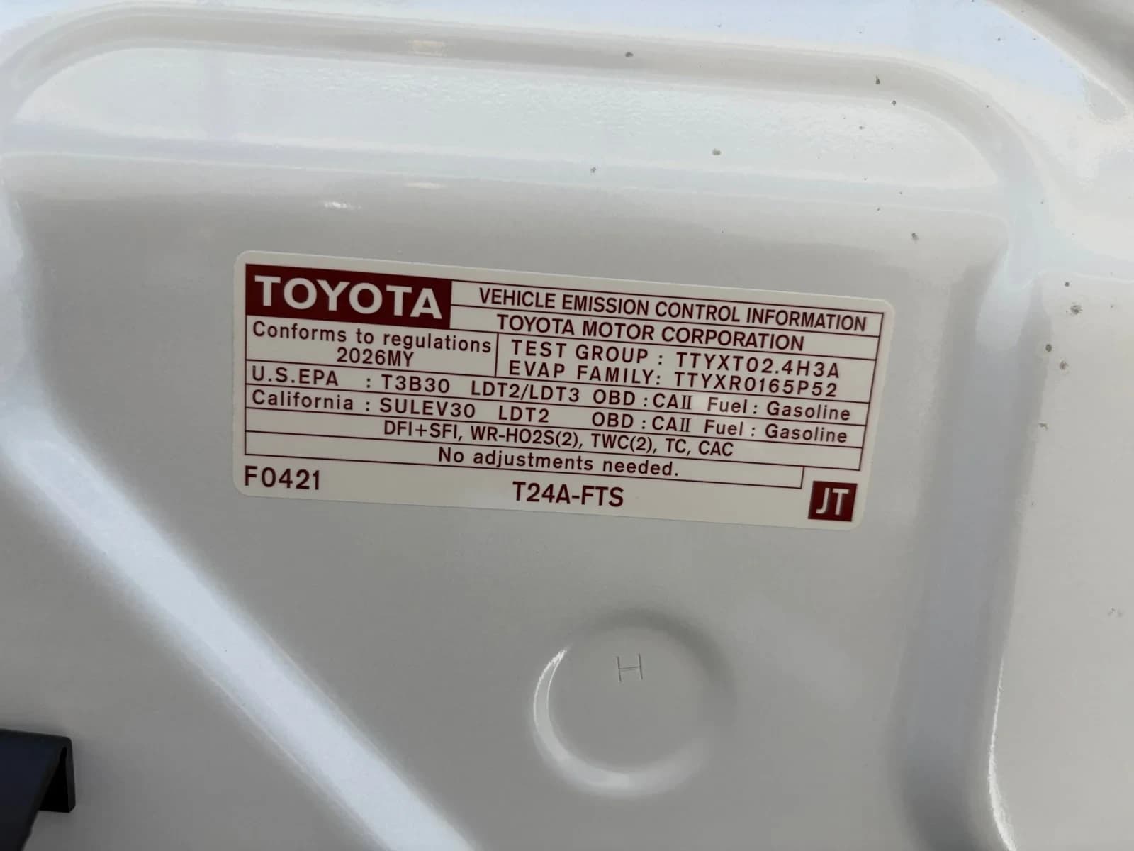 Toyota Tacoma 4WD SR5 Double Cab 5' Bed AT (Natl) 2026 — side view