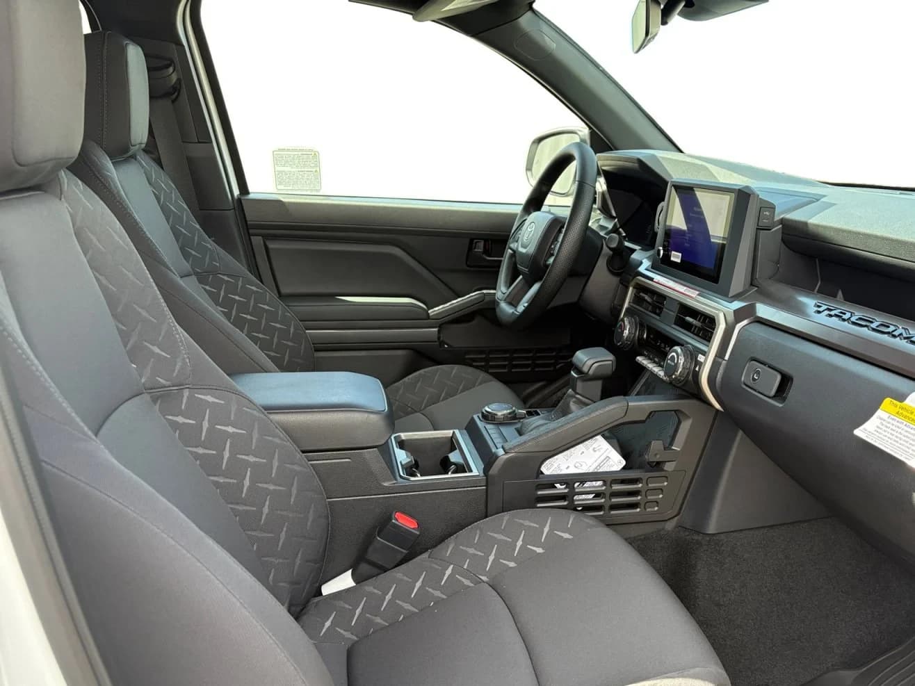 Toyota Tacoma 4WD SR5 Double Cab 5' Bed AT (Natl) 2026 — side view