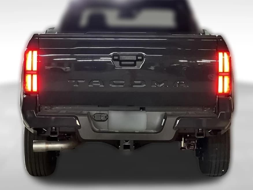 Toyota Tacoma 2WD SR5 XtraCab 6' Bed AT (Natl) 2026 — side view
