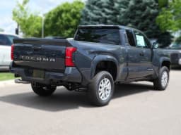 Toyota Tacoma 2WD SR5 XtraCab 6' Bed AT (Natl) 2026 — side view