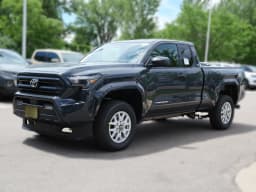 Toyota Tacoma 2WD SR5 XtraCab 6' Bed AT (Natl) 2026 — side view