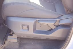 Toyota Tacoma 2WD SR XtraCab 6' Bed AT (Natl) 2026 — side view
