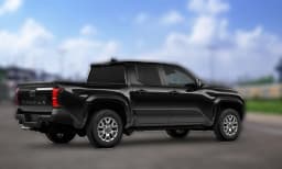 Toyota Tacoma 2WD SR Double Cab 5' Bed AT (Natl) 2026 — side view
