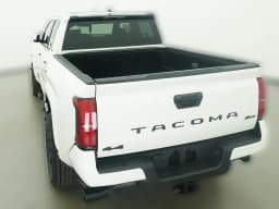Toyota Tacoma 4WD SR5 Double Cab 5' Bed AT (Natl) 2026 — side view