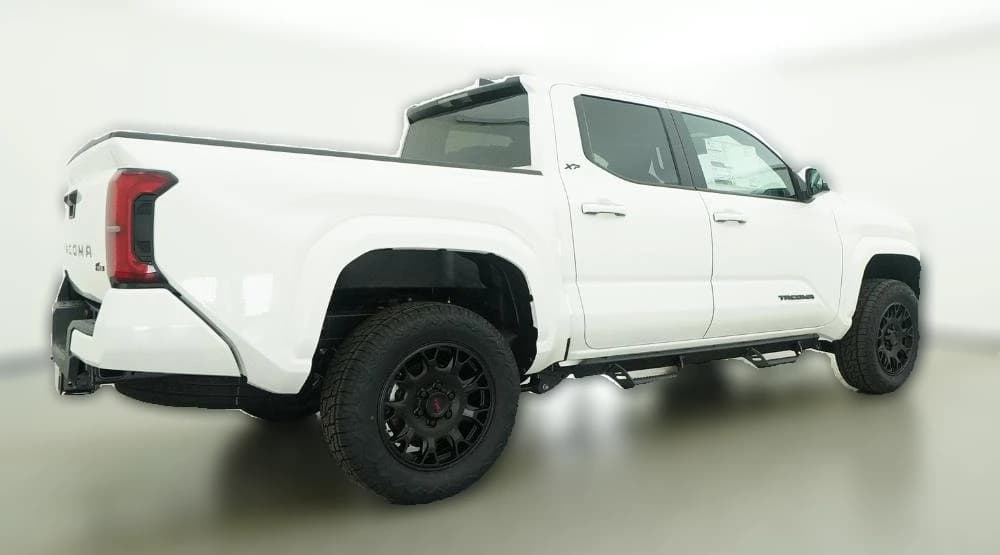 Toyota Tacoma 4WD SR5 Double Cab 5' Bed AT (Natl) 2026 — side view