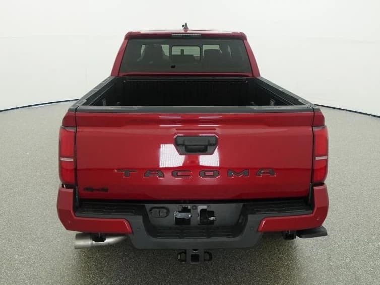 Toyota Tacoma 4WD TRD Off Road Double Cab 5' Bed AT (Natl) 2026 — side view