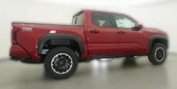 Toyota Tacoma 4WD TRD Off Road Double Cab 5' Bed AT (Natl) 2026 — side view