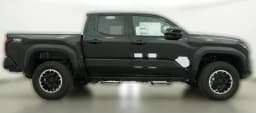 Toyota Tacoma 4WD TRD Off Road Double Cab 5' Bed AT (Natl) 2026 — side view
