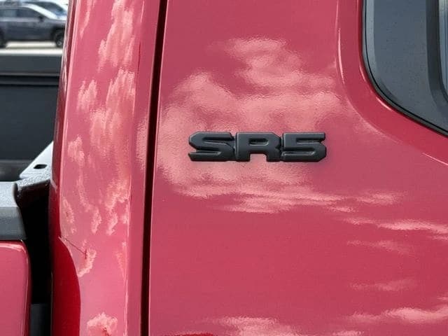 Toyota Tacoma 4WD SR5 Double Cab 5' Bed AT (Natl) 2026 — side view