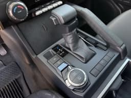 Toyota Tacoma 4WD SR5 Double Cab 5' Bed AT (Natl) 2026 — side view