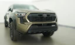 Toyota Tacoma 4WD TRD Off Road Double Cab 5' Bed AT (Natl) 2026 — side view