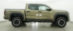 Toyota Tacoma 4WD TRD Off Road Double Cab 5' Bed AT (Natl) 2026 — side view