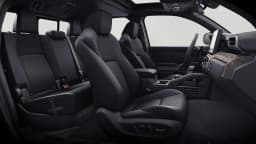 Toyota Tacoma 4WD Limited Double Cab 5' Bed AT (Natl) 2026 — side view
