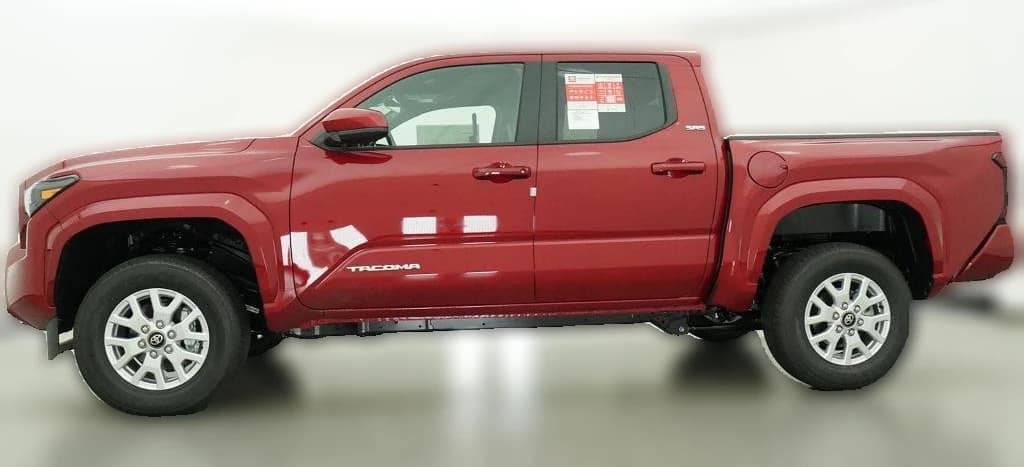 Toyota Tacoma 4WD SR5 Double Cab 5' Bed AT (Natl) 2026 — side view