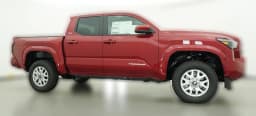 Toyota Tacoma 4WD SR5 Double Cab 5' Bed AT (Natl) 2026 — side view