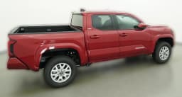 Toyota Tacoma 4WD SR5 Double Cab 5' Bed AT (Natl) 2026 — side view
