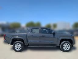 Toyota Tacoma 4WD SR5 Double Cab 5' Bed AT (Natl) 2026 — side view