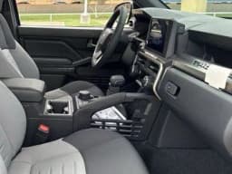 Toyota Tacoma 4WD TRD Off Road Double Cab 5' Bed AT (Natl) 2026 — side view