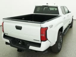 Toyota Tacoma 4WD TRD Sport Hybrid Double Cab 5' Bed AT (Natl) 2026 — side view