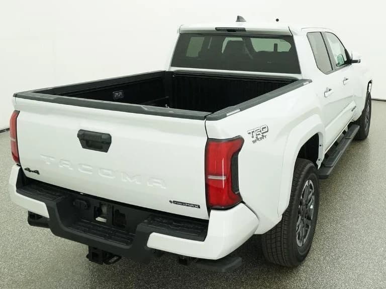 Toyota Tacoma 4WD TRD Sport Hybrid Double Cab 5' Bed AT (Natl) 2026 — side view
