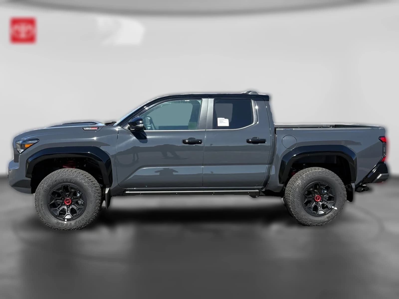 Toyota Tacoma 4WD TRD Pro Hybrid Double Cab 5' Bed AT (Natl) 2026 — side view