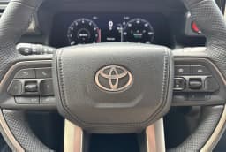 Toyota Tacoma 4WD TRD Sport Hybrid Double Cab 5' Bed AT (Natl) 2026 — side view