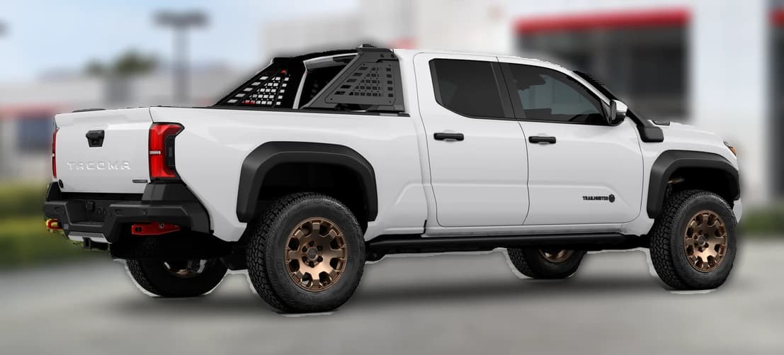 Toyota Tacoma 4WD Trailhunter Hybrid Double Cab 6' Bed AT (Natl) 2026 — side view