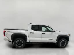 Toyota Tacoma 4WD TRD Off Road Hybrid Double Cab 5' Bed AT (Natl) 2026 — side view