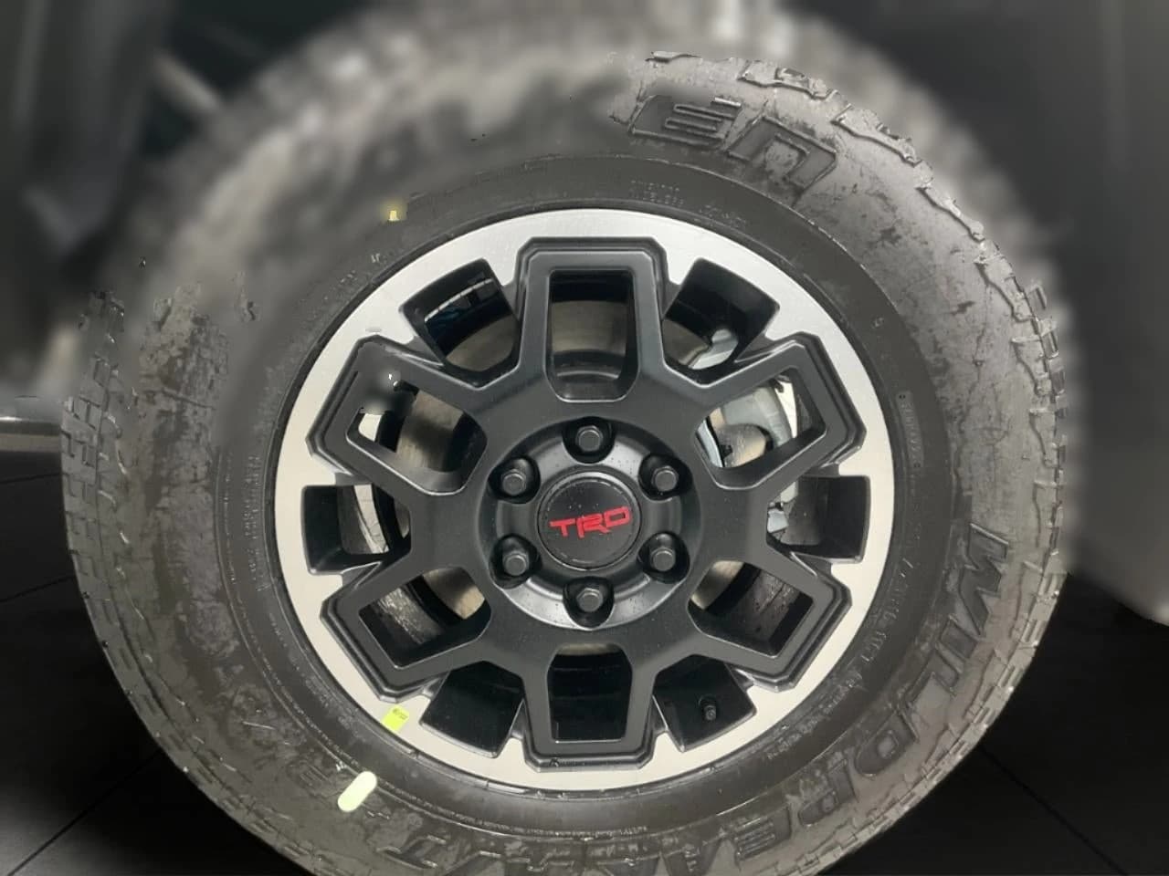 Toyota Tacoma 4WD TRD Off Road Hybrid Double Cab 5' Bed AT (Natl) 2026 — side view