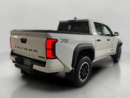 Toyota Tacoma 4WD TRD Off Road Hybrid Double Cab 5' Bed AT (Natl) 2026 — side view