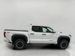 Toyota Tacoma 4WD TRD Off Road Hybrid Double Cab 5' Bed AT (Natl) 2026 — side view